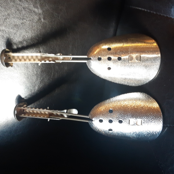 Vintage pair A&J metal Shoe Tree Forms Stretcher Adjustable Made in USA - Picture 2 of 9